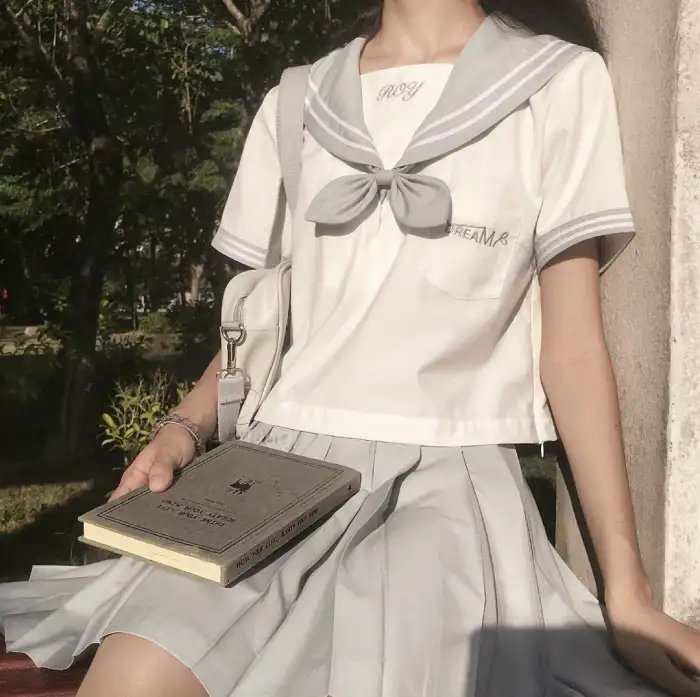 安东与安东妮